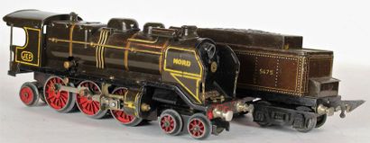 JEP
Locomotive et tender 