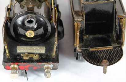 JEP
Locomotive et tender 