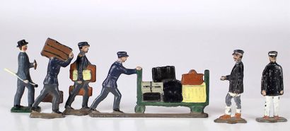CBG
Ensemble de six personnages de gare peints...