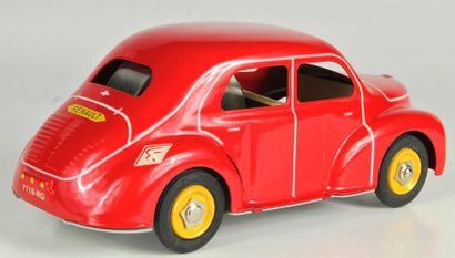 CIJ
Jouets RENAULT - 4CV. Carrosserie rouge....