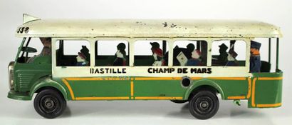 CIJ
Autobus parisien. 