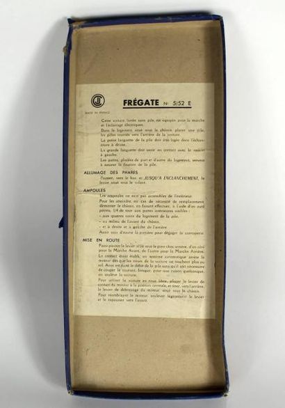CIJ
Frégate couleur 