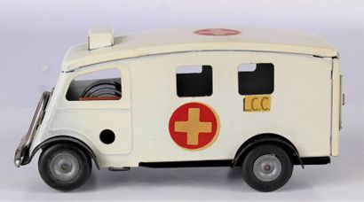 Minic Toys
Ambulance. Motorisation mécanique...
