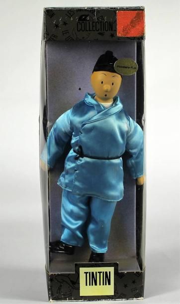 TINTIN - Le Lotus Bleu. Poupée Tintin, tête...