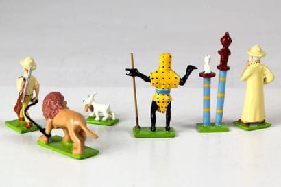 TINTIN - Tintin au Congo. Coffret 6 figurines...