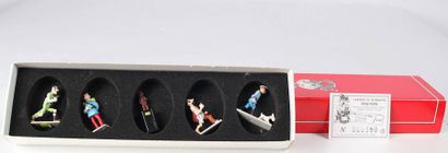 TINTIN - L'oreille cassée. Coffret 5 figurines...