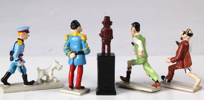TINTIN - L'oreille cassée. Coffret 5 figurines...