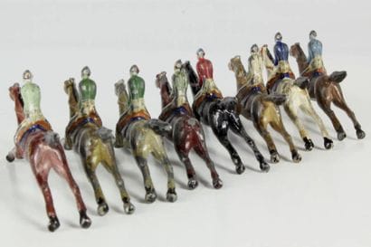 Un ensemble de huit chevaux de course en...