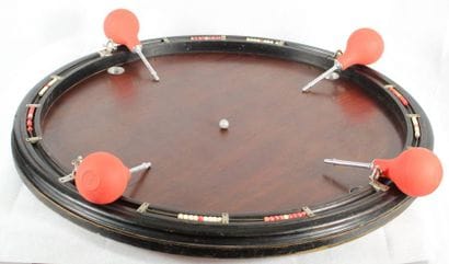 Billard NICOLAS à quatre joueurs. Piste en...