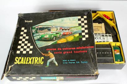 Scalextric
Coffret CM3. Deux Voitures Lister...