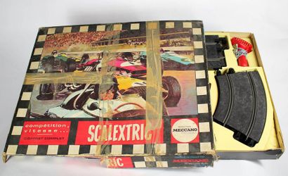 Scalextric
Coffret 38 LT. Trois voitures:...
