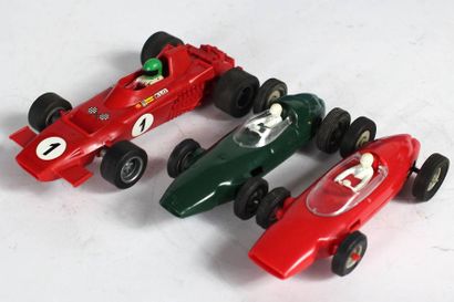 Scalextric
Coffret 38 LT. Trois voitures:...