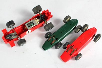 Scalextric
Coffret 38 LT. Trois voitures:...