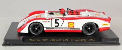 FLY car model. Porsche 908 N°5. Boîte plastique.
Vendu...