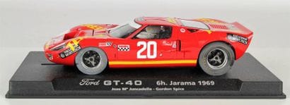 FLY car model. Ford GT 40 N°20. Boîte plastique.
Vendu...