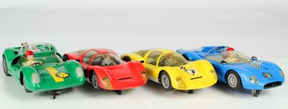 FLEISCHMAN
Ensemble (x 4) de quatre voitures...