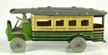 CR (Charles ROSSIGNOL)
Autobus parisien 