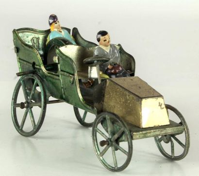 CR (Charles ROSSIGNOL)
Voiture double phaéton....