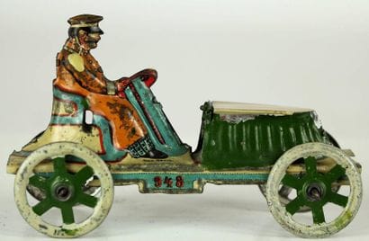 Voiture de course en métal lithographié....