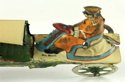 Voiture de course en métal lithographié....