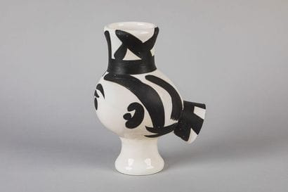 PICASSO Pablo, 1881-1973 Chouette femme,...