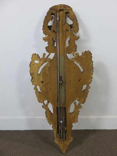 Baromètre-thermomètre en bois sculpté et...