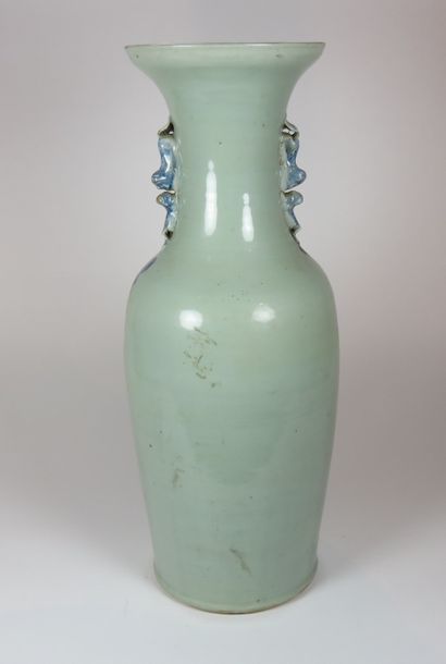 EXTRÊME-ORIENT Grand vase en céramique à...