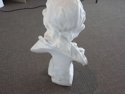 D'après MORIN Buste de jeune femme au foulard...