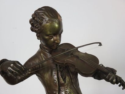 D'après GUEYTON Mozart en pied jouant du...