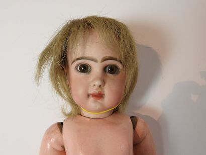 Poupée Jumeau, taille 8, tête porcelaine...