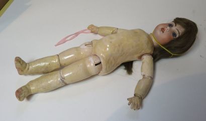 Poupée Jumeau, tête porcelaine, taille 5,...