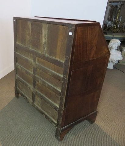 Commode scribane en acajou massif parqueté....
