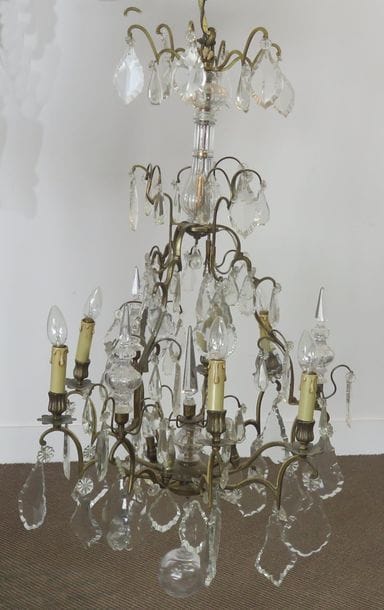 Lustre cage en bronze à six bras de lumière...