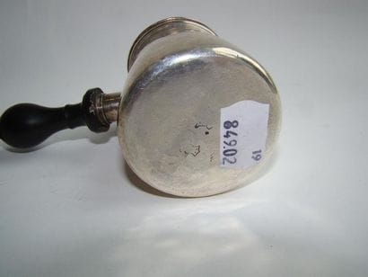 Cafetière égoïste en argent. Modèle droit,...
