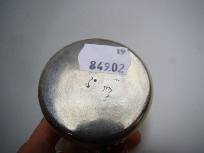 Cafetière égoïste en argent. Modèle droit,...