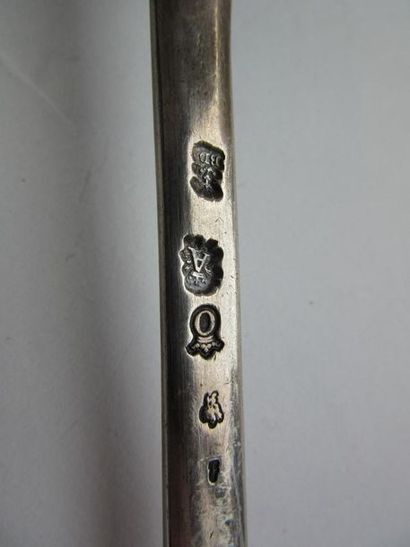 Cuiller à ragoût en argent. Modèle uniplat,...