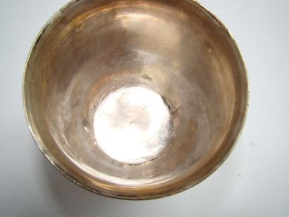 Curon en argent. Modèle uni gravé de deux...