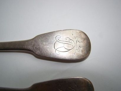 Couvert de table en argent. Modèle uniplat,...