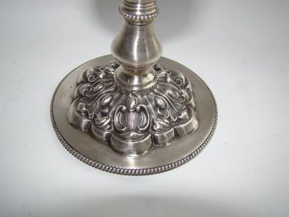 Coupe de Kiddouch en argent. Coupe haute...