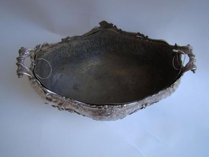 Jardinière de table en argent. Bombée, de...