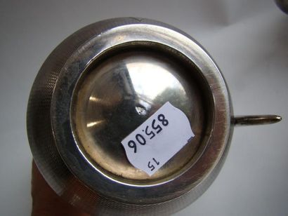 Service à thé et à café en argent. Il se...