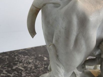 Charles VALTON Groupe en marbre blanc figurant...