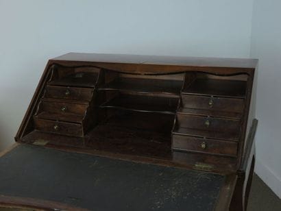 Bureau de pente en placage d’amarante en...