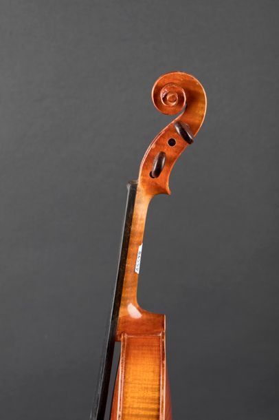 Lot de deux violons dont un ¾ français de...