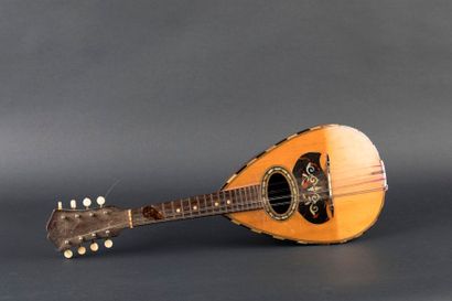 Mandoline de fabrication française de Mirecourt,...