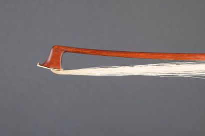 Archet de violon de Mirecourt début XXème,...