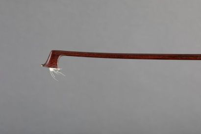 Un archet de violon ¾ XIXème dans le style...