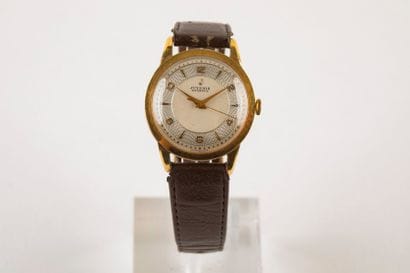 JUVENIA
n°290496 - Vers 1955
Montre bracelet...
