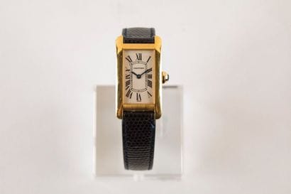 CARTIER
TANK AMERICAINE Belle montre bracelet...