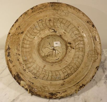 ESPAGNE, VALENCE
Plat rond à décor en camaïeu...